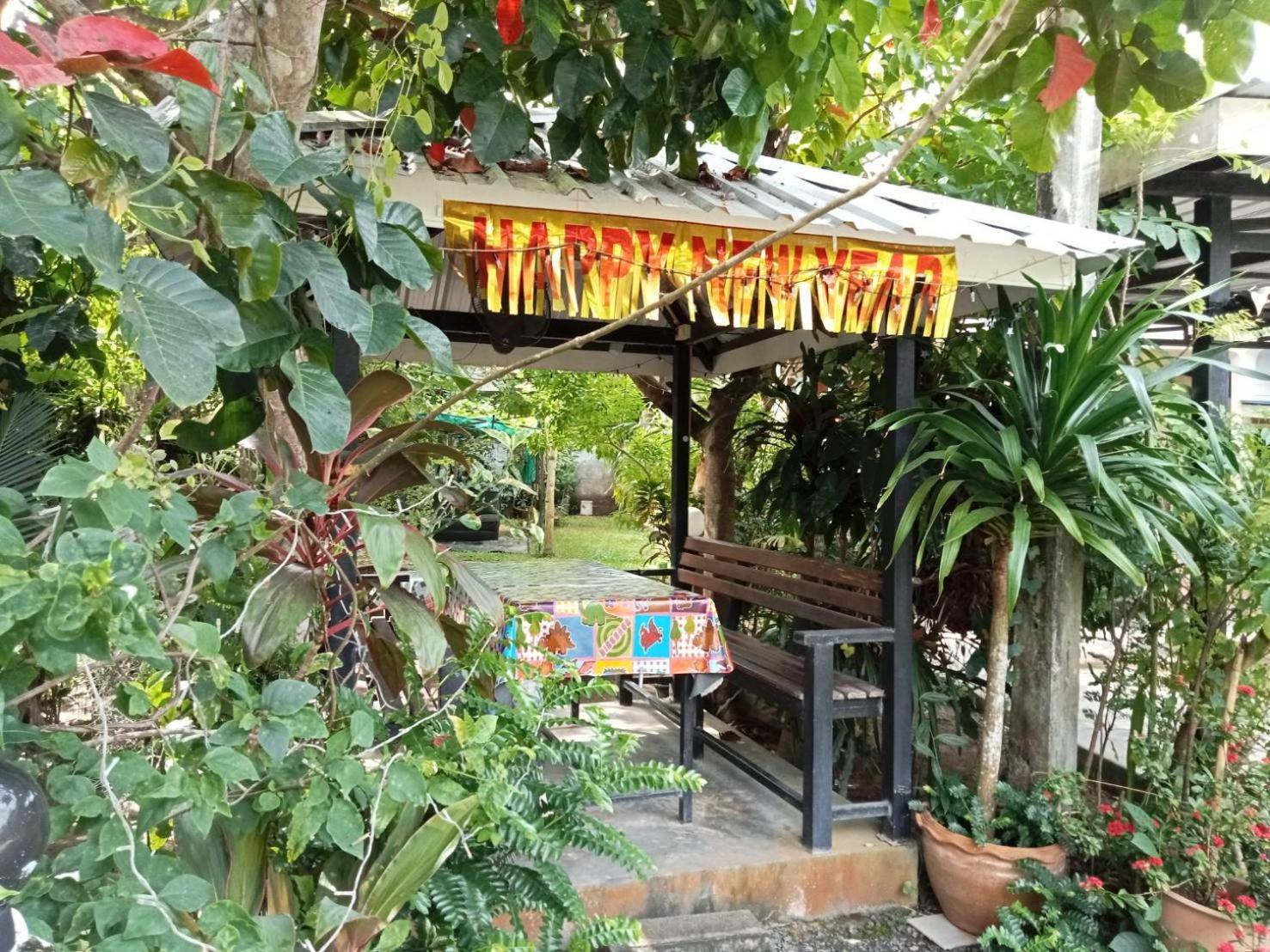 Wattana Bungalow Nai Yang Beach Exterior foto
