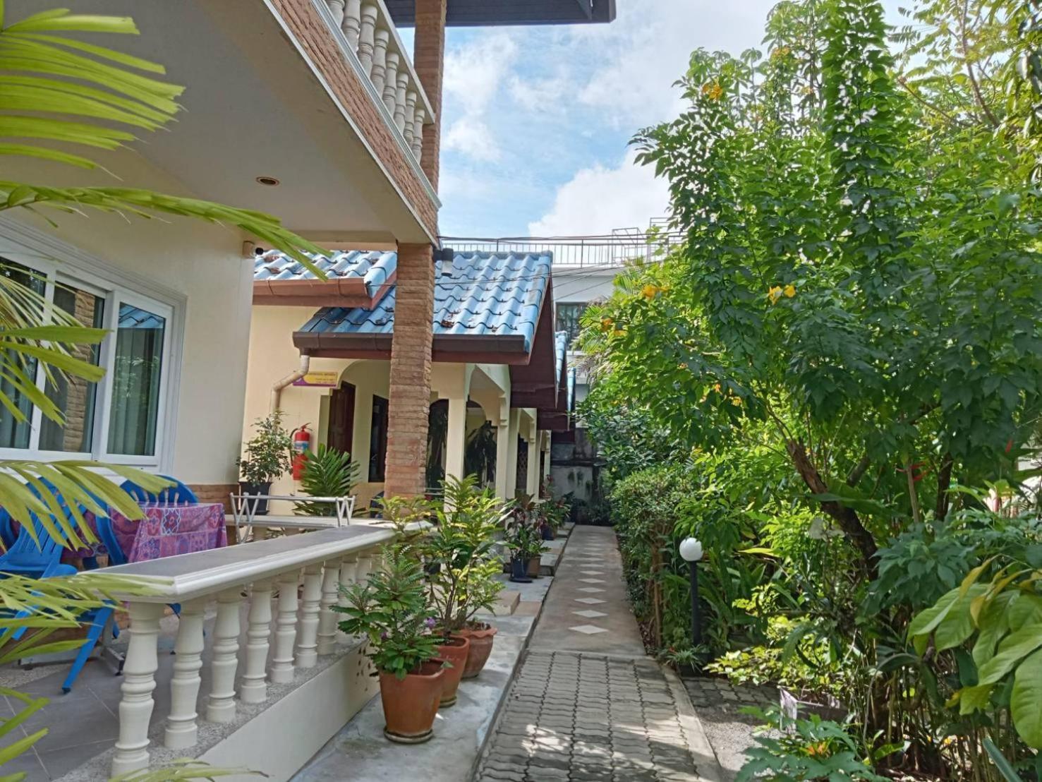 Wattana Bungalow Nai Yang Beach Exterior foto